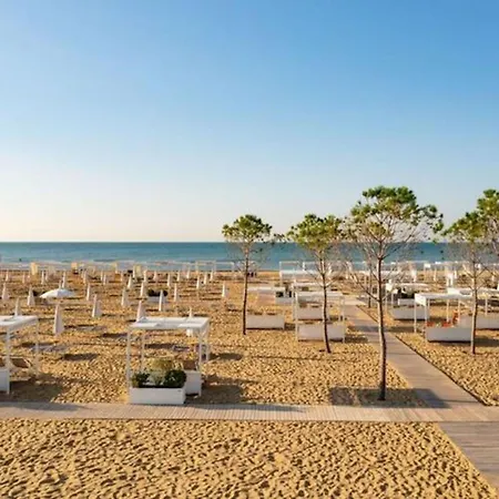 Апартаменты Lovely With Terrace *